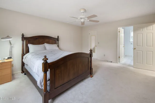 $520,000 | 228 Vincenza Lane, Guilderland, NY 12303