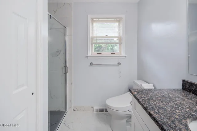 $520,000 | 228 Vincenza Lane, Guilderland, NY 12303