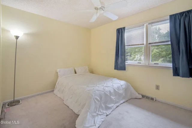 $520,000 | 228 Vincenza Lane, Guilderland, NY 12303