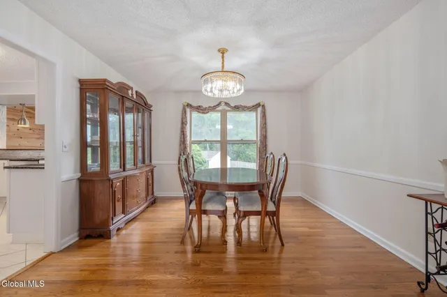 $520,000 | 228 Vincenza Lane, Guilderland, NY 12303