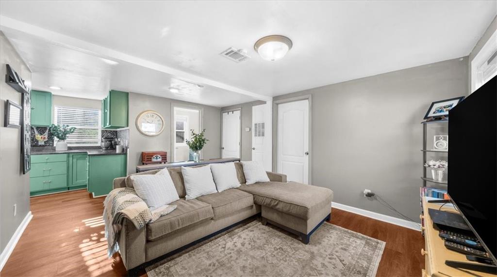 336 Gordon Street Jefferson, GA 30549 - Photo 2 of 21