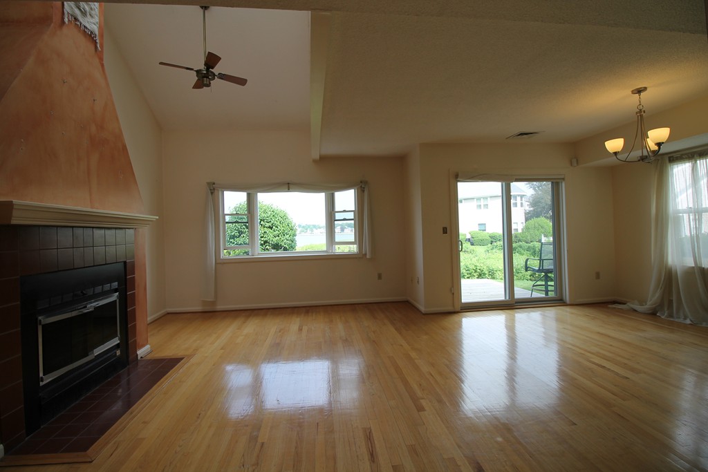 79 Harbourside Road, Unit 79 Quincy, MA 02171 - Photo 5 of 18 Gallery Image 5