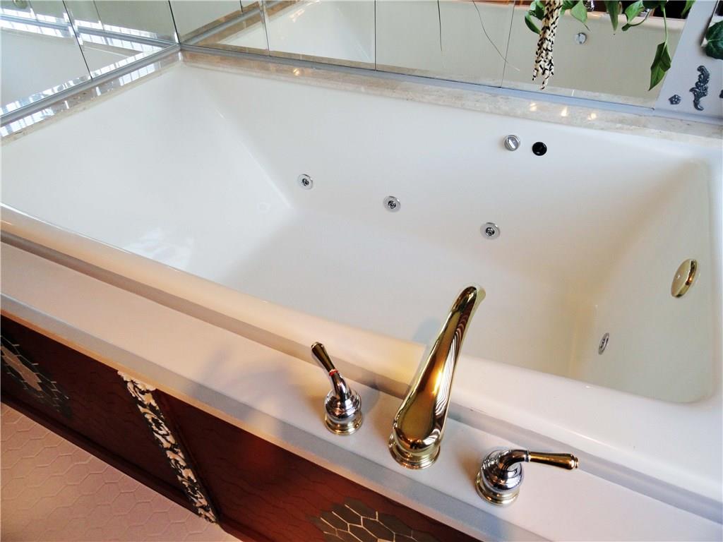 195 Kerr Road Greensburg, PA 15601 - Photo 16 of 25 Jet tub in first floor bath