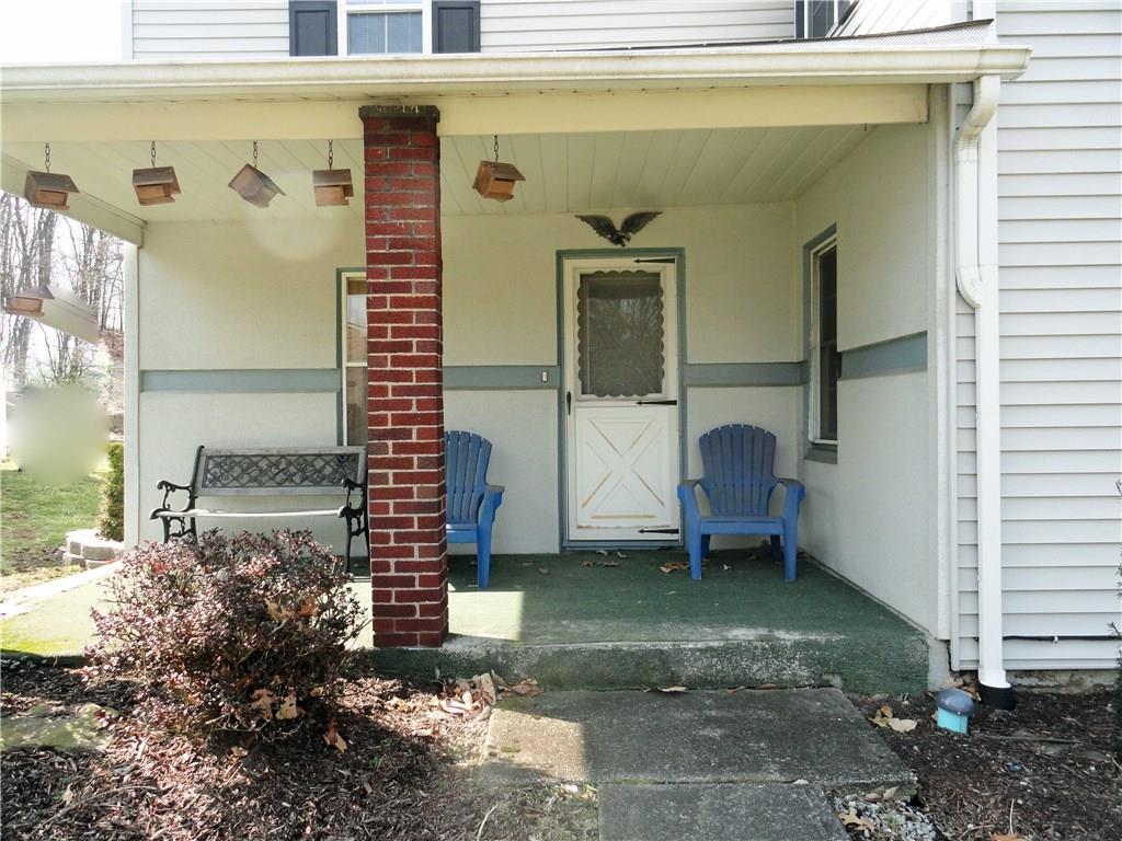 195 Kerr Road Greensburg, PA 15601 - Photo 3 of 25 Front porch
