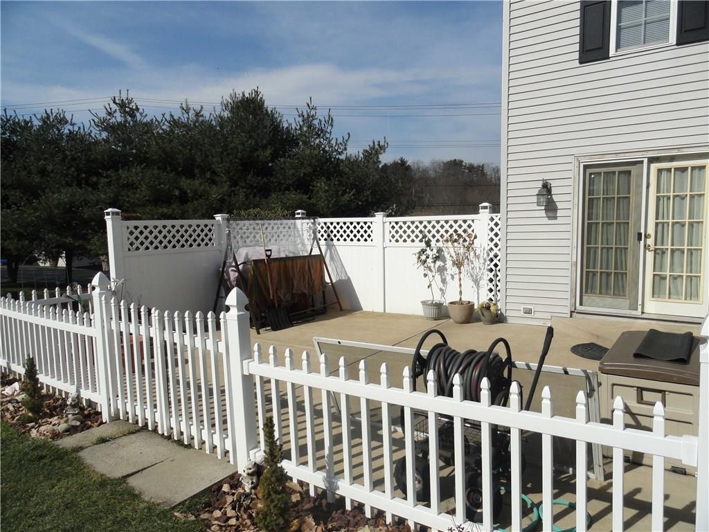 195 Kerr Road Greensburg, PA 15601 - Photo 4 of 25 16x22 patio with vinyl fencing