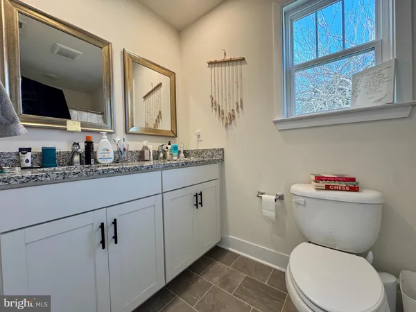 $2,700 | 233 A Church Street, Fredericksburg, VA 22408