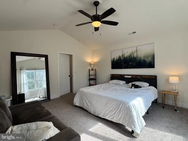 $2,700 | 233 A Church Street, Fredericksburg, VA 22408