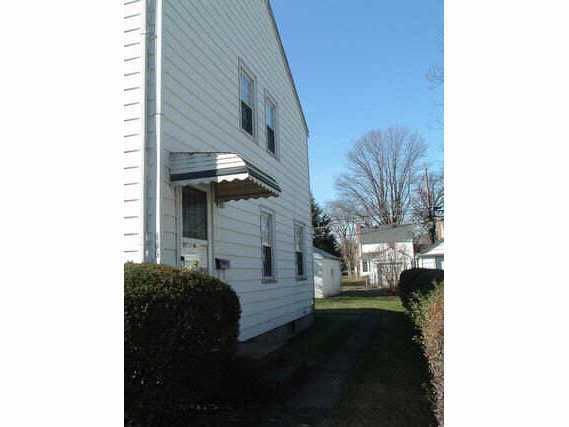 745-747 Kenwick Road Columbus, OH 43209 - Photo 2 of 5