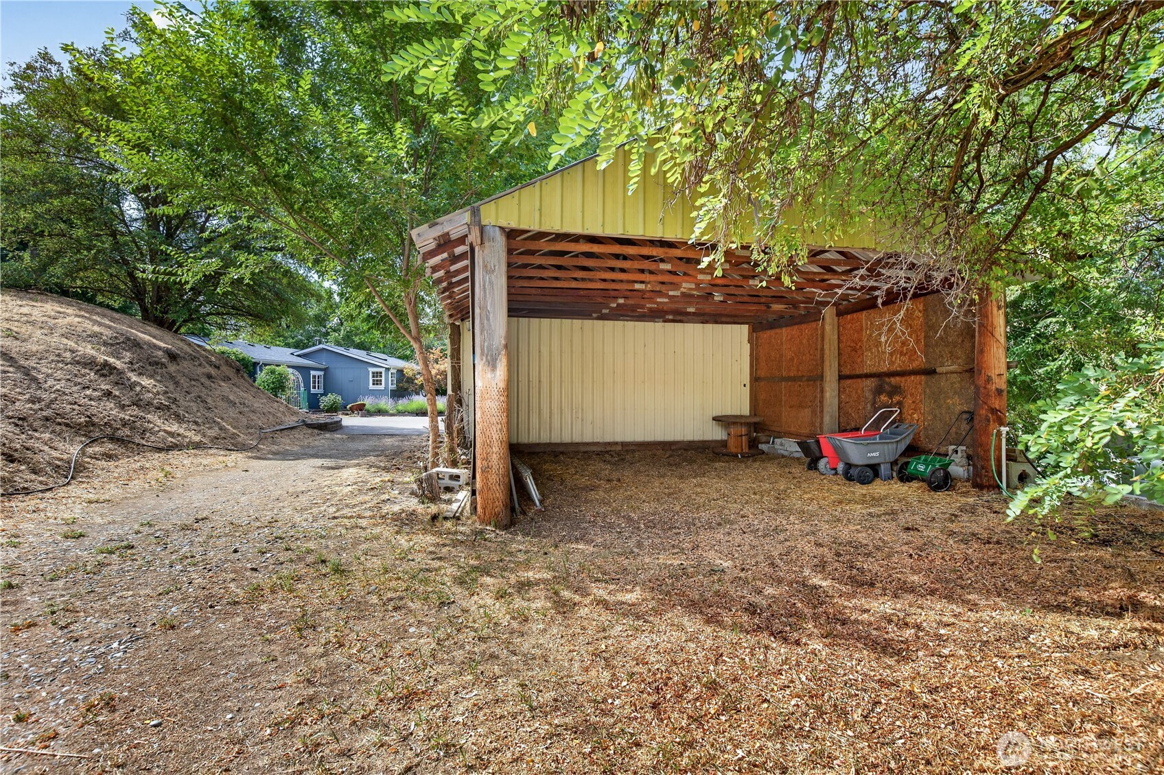 1800 Lower Monitor Road Wenatchee, WA 98801 - Photo 18 of 23