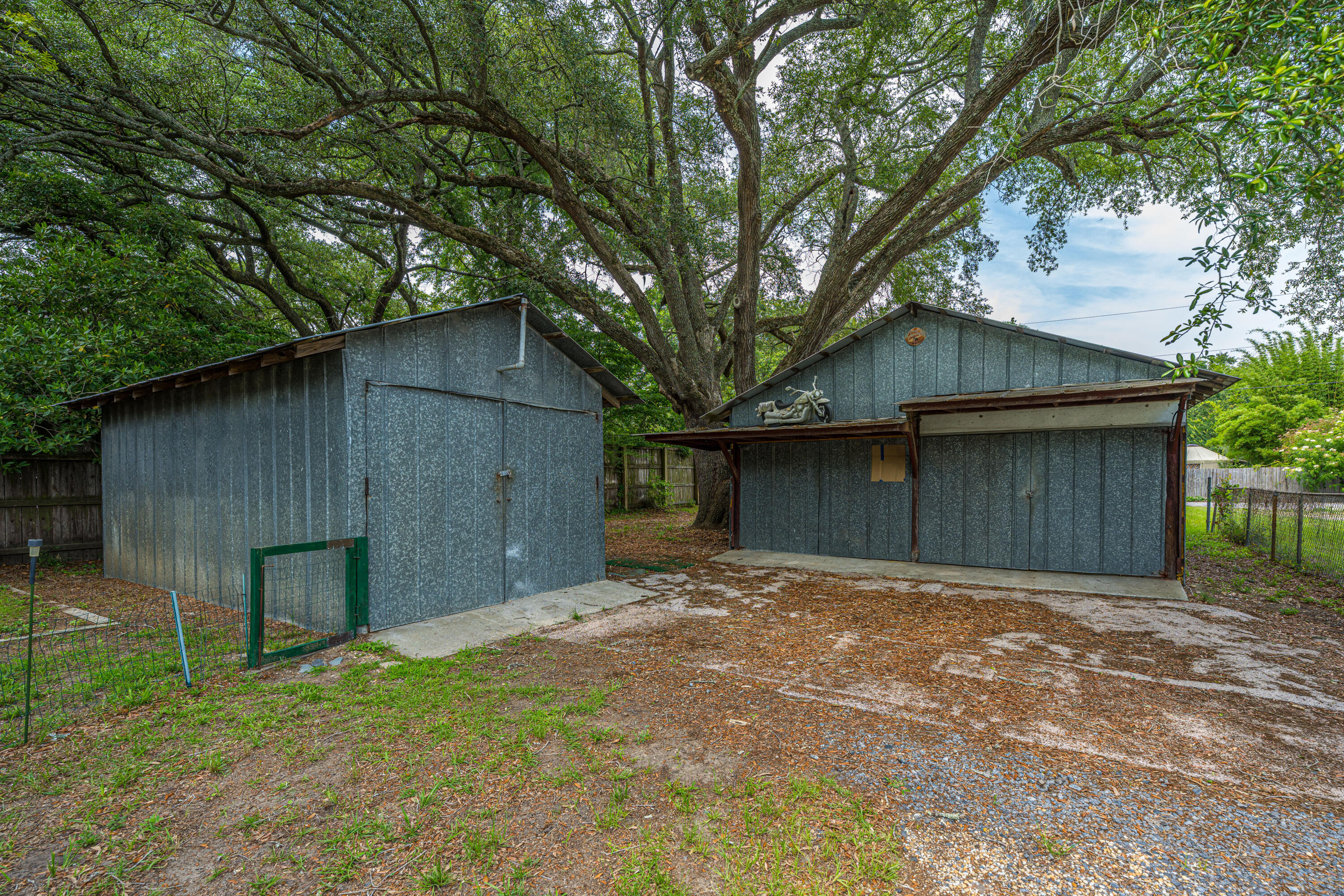 1182 Russell Drive Mount Pleasant, SC 29464 - Photo 26 of 57