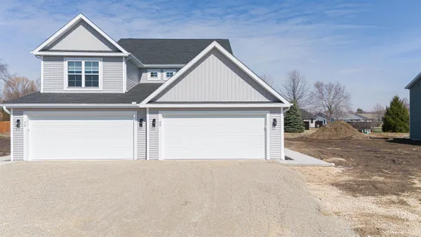 $579,900 | 68-70 East Ash, Milton, WI 53563
