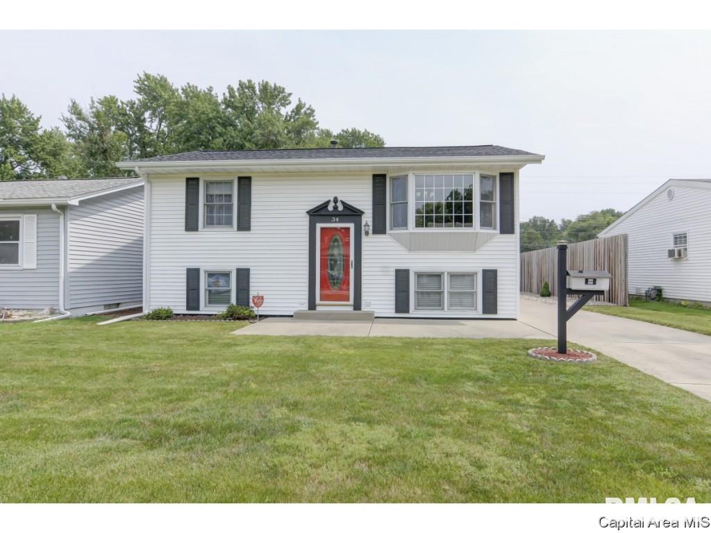 34 Melody Lane Springfield, IL 62702 - Photo 1 of 29 Gallery Image 1
