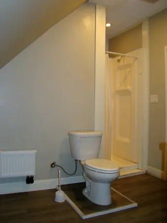 $1,900 | 86 School Street, Unit 3, Manchester, NH 03102