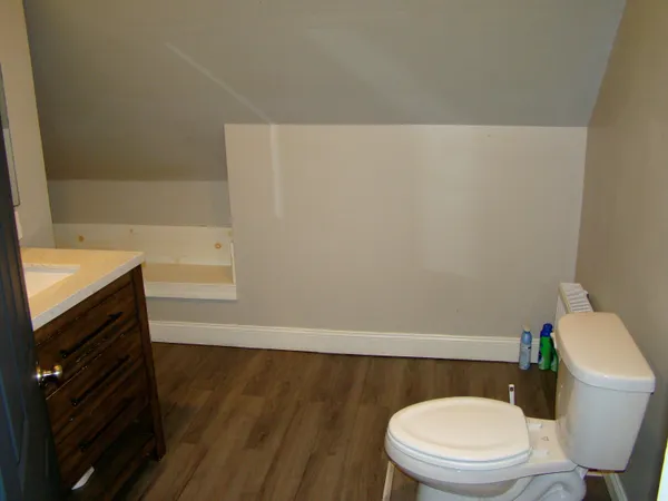 $1,900 | 86 School Street, Unit 3, Manchester, NH 03102