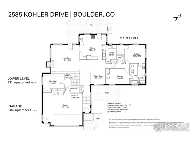 a picture of a bench in a white building