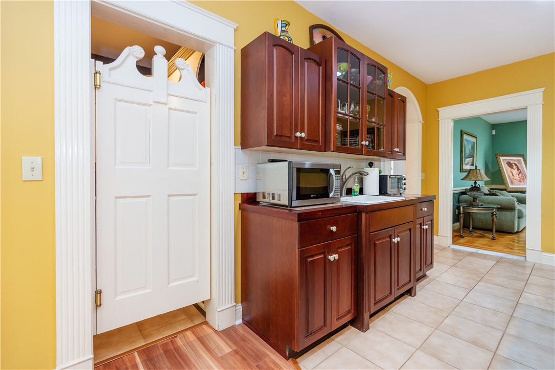 15 Justin Road East Greenwich, RI 02818 - Photo 13 of 50