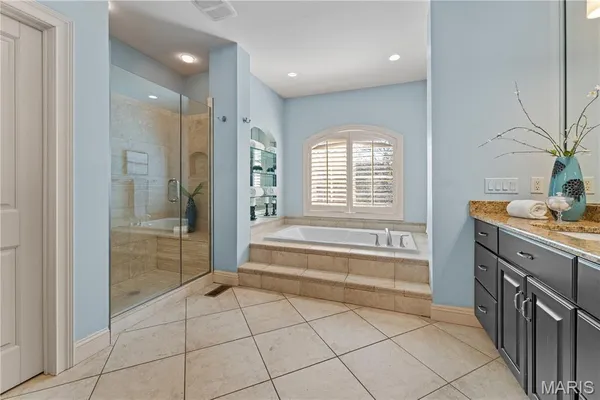 $10,000 | 12932 Sunset Bluff Court, St. Louis, MO 63127