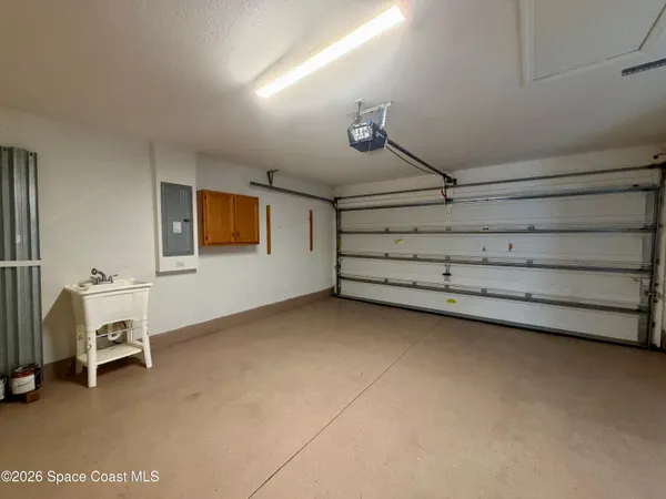 a view of a livingroom with furniture