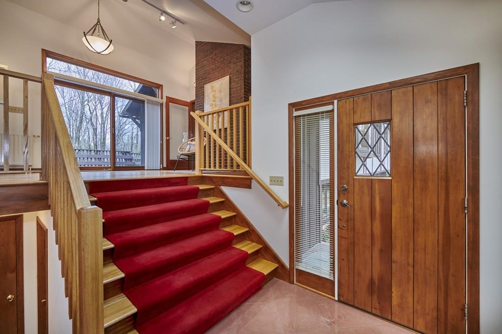 123 North Valley Road Pelham, MA 01002 - Photo 11 of 42