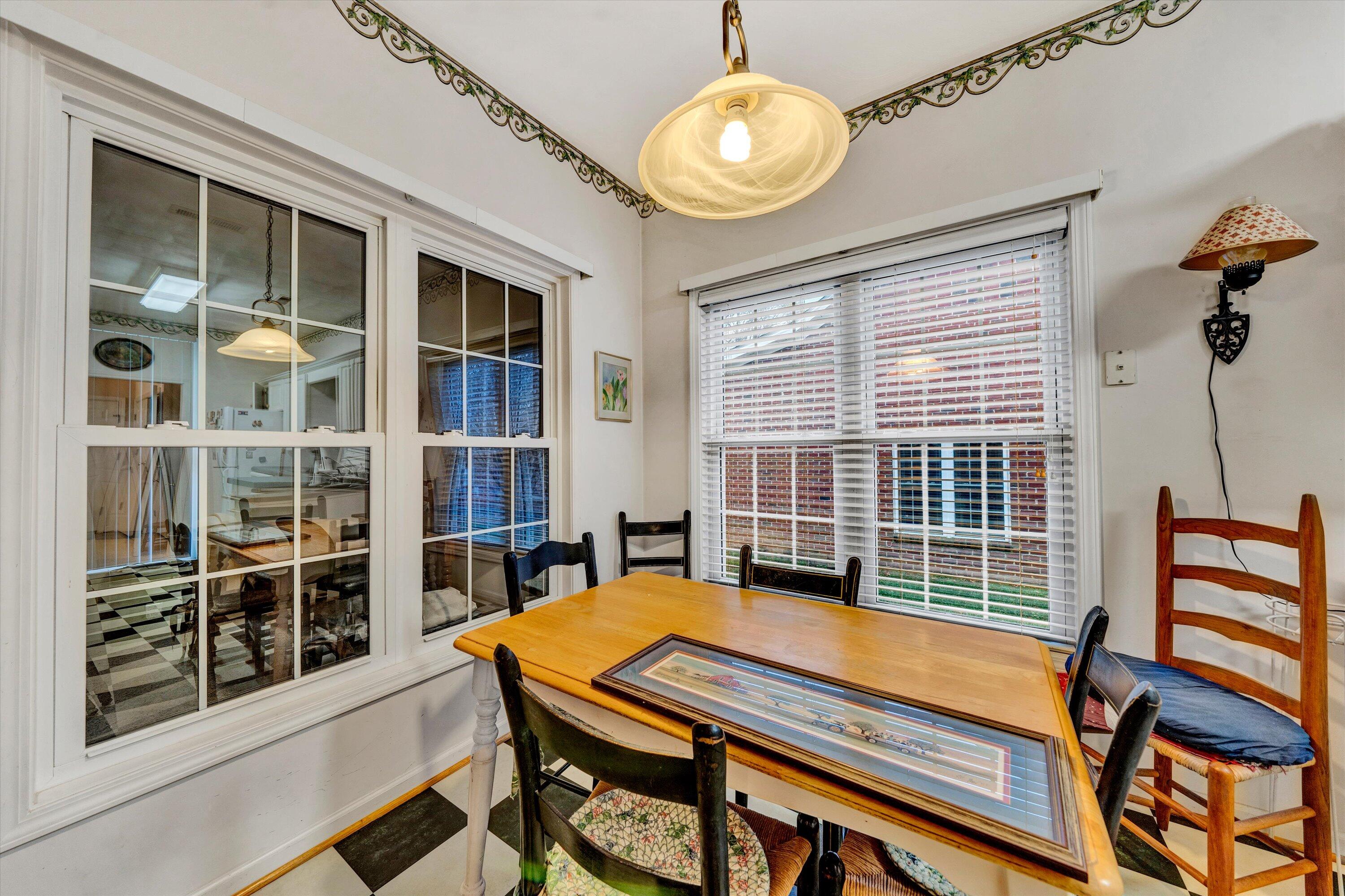 557 Deer Ridge Lane Vinton, VA 24179 - Photo 11 of 21 11-DSC00046