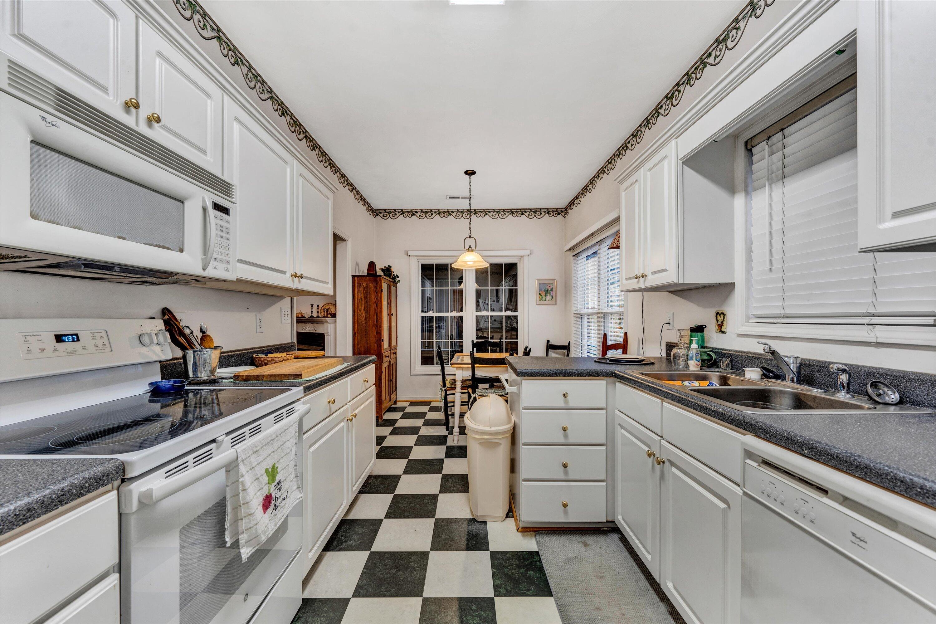 557 Deer Ridge Lane Vinton, VA 24179 - Photo 13 of 21 13-DSC00052