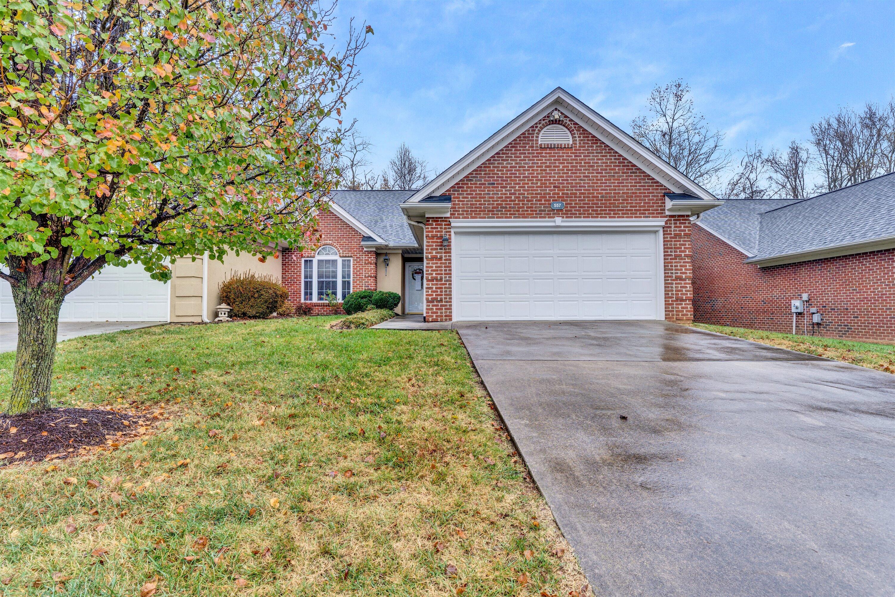557 Deer Ridge Lane Vinton, VA 24179 - Photo 2 of 21 02-18e3717c-df42-4f55-bc68-76d7d4eba534