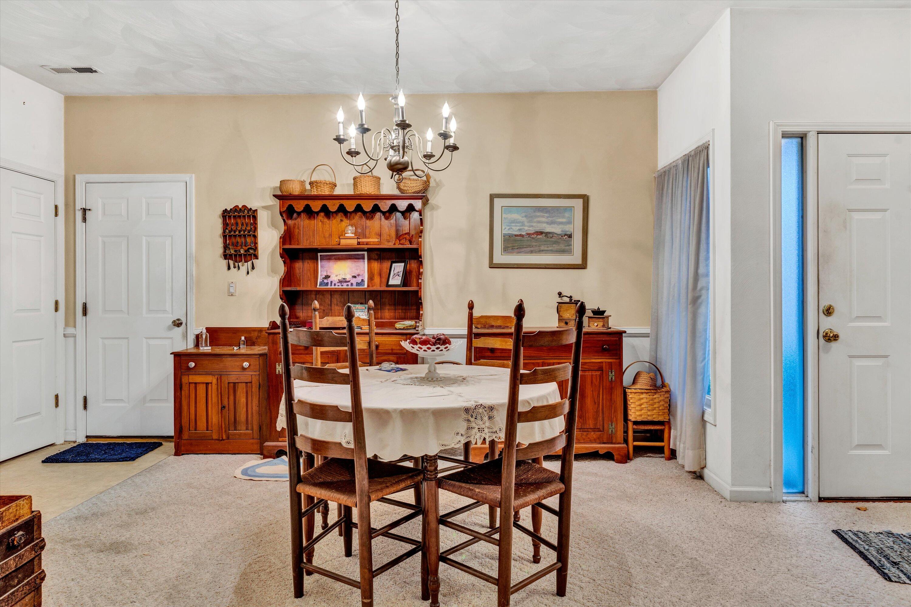 557 Deer Ridge Lane Vinton, VA 24179 - Photo 8 of 21 08-DSC00013