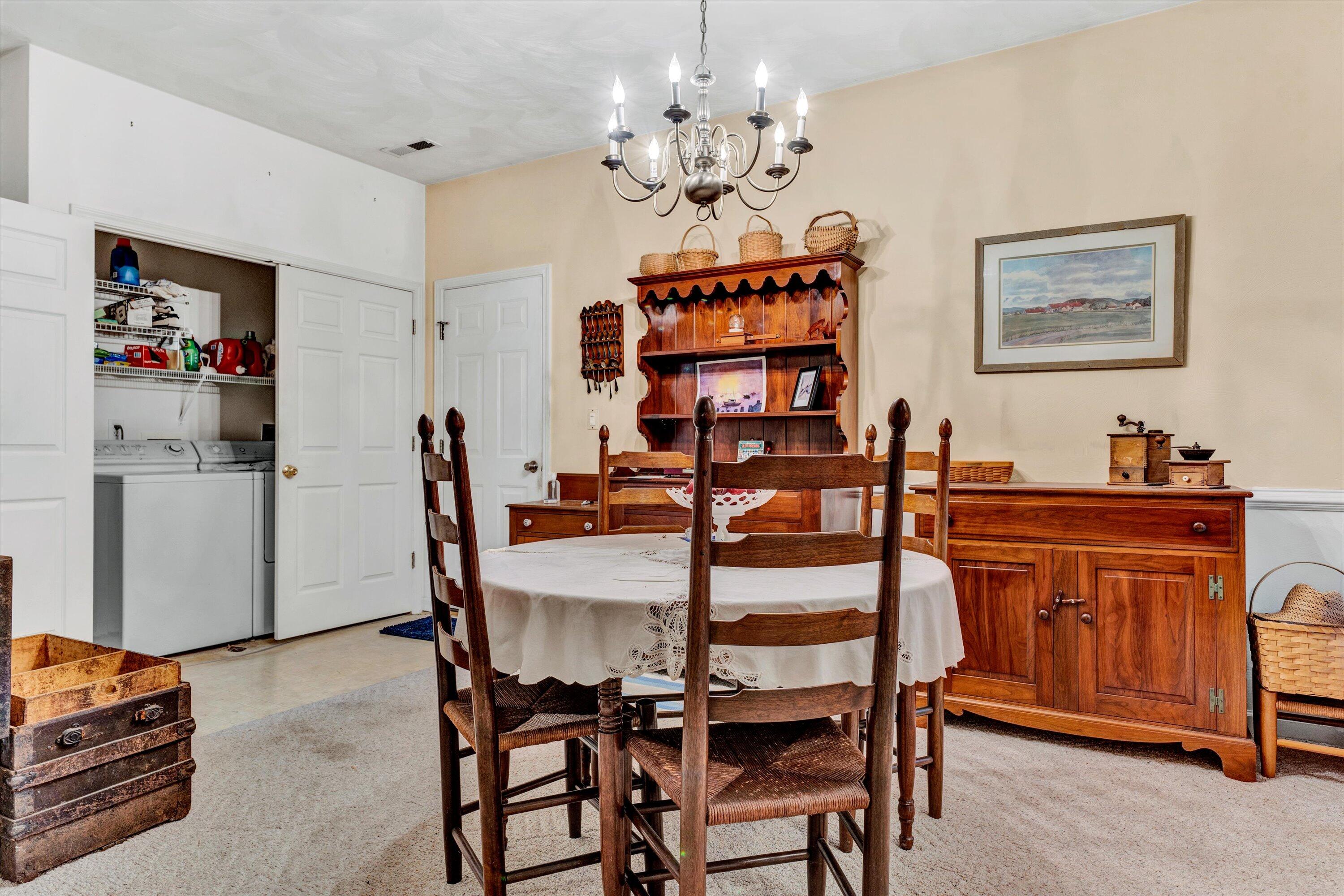 557 Deer Ridge Lane Vinton, VA 24179 - Photo 9 of 21 09-DSC00010