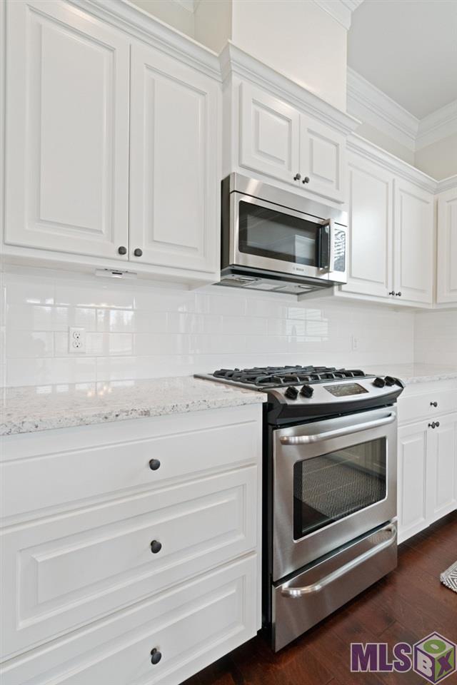 8148 Valencia Court Baton Rouge, LA 70820 - Photo 7 of 23