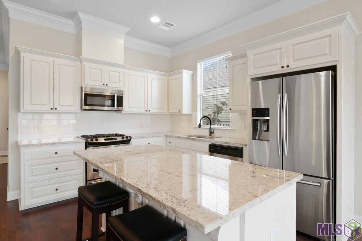 8148 Valencia Court Baton Rouge, LA 70820 - Photo 8 of 23