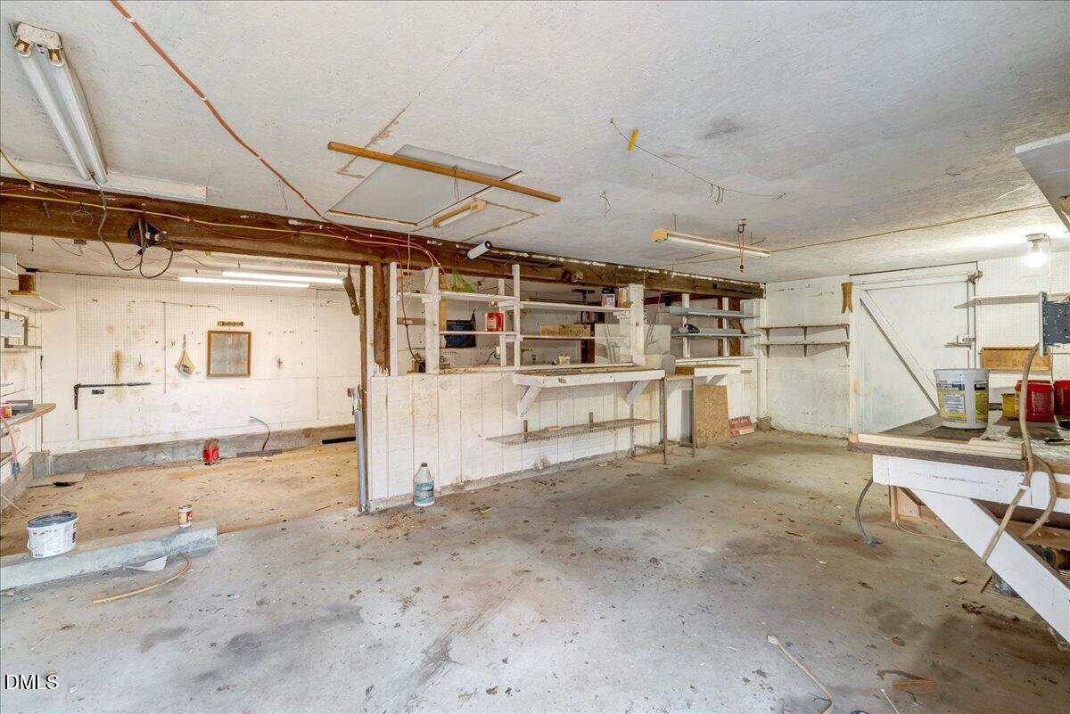 4049 Highway 58 Buffalo Junction, VA 24529 - Photo 3 of 21 a view of a garage