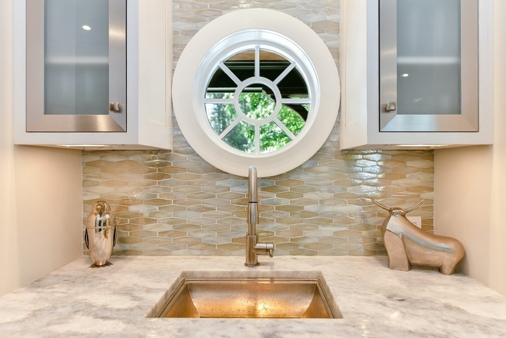 151 Border Street Scituate, MA 02066 - Photo 10 of 38