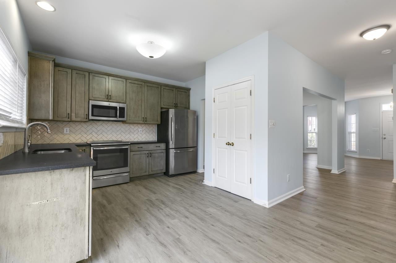 1016 Garnet Ridge Way Raleigh, NC 27607 - Photo 13 of 38 Photo 13