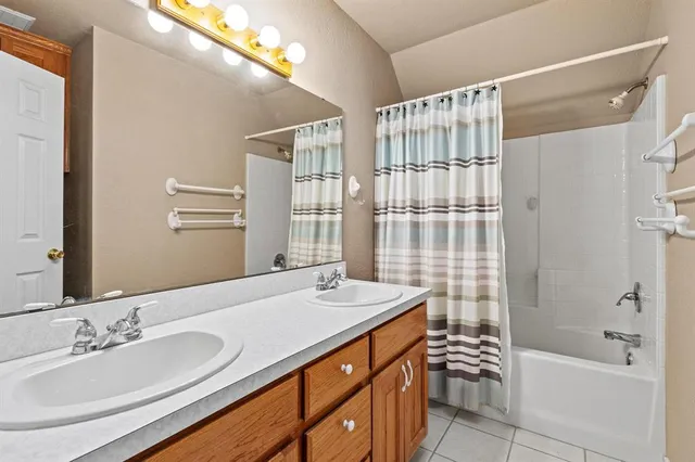 $349,900 | 91 Shadow Lane, Pottsboro, TX 75076