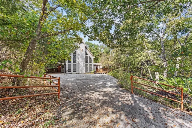 $349,900 | 91 Shadow Lane, Pottsboro, TX 75076