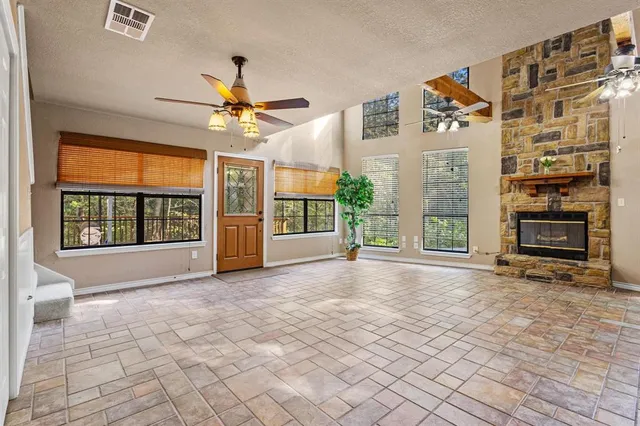 $349,900 | 91 Shadow Lane, Pottsboro, TX 75076