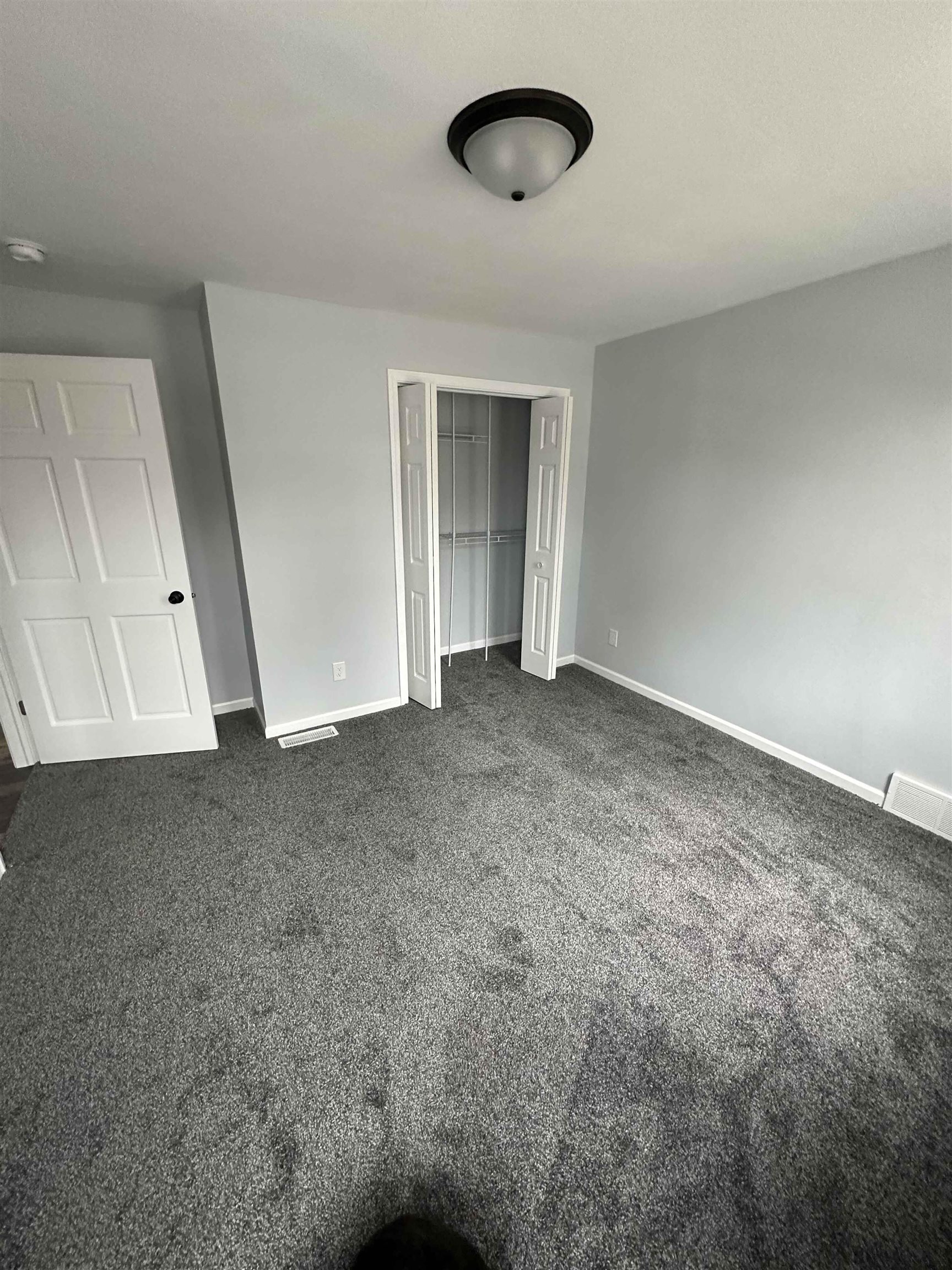 911 St Clair Street Manitowoc, WI 54220 - Photo 11 of 20