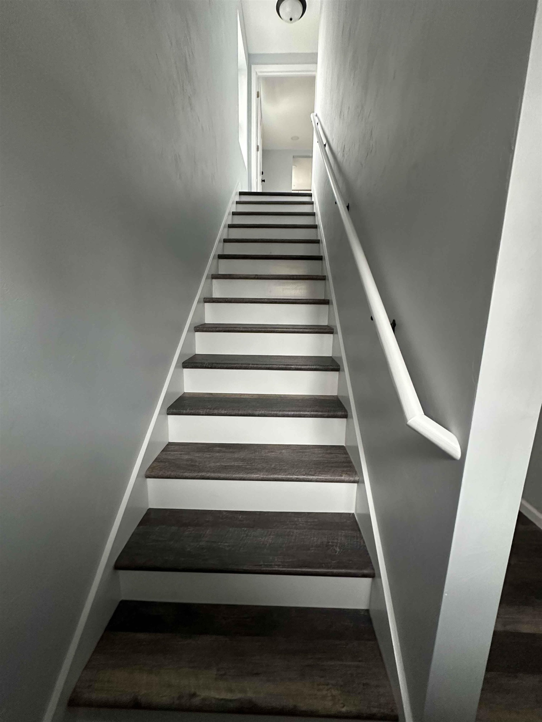 911 St Clair Street Manitowoc, WI 54220 - Photo 13 of 20