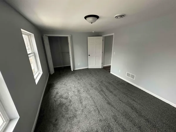 $265,000 | 911 St Clair Street, Manitowoc, WI 54220