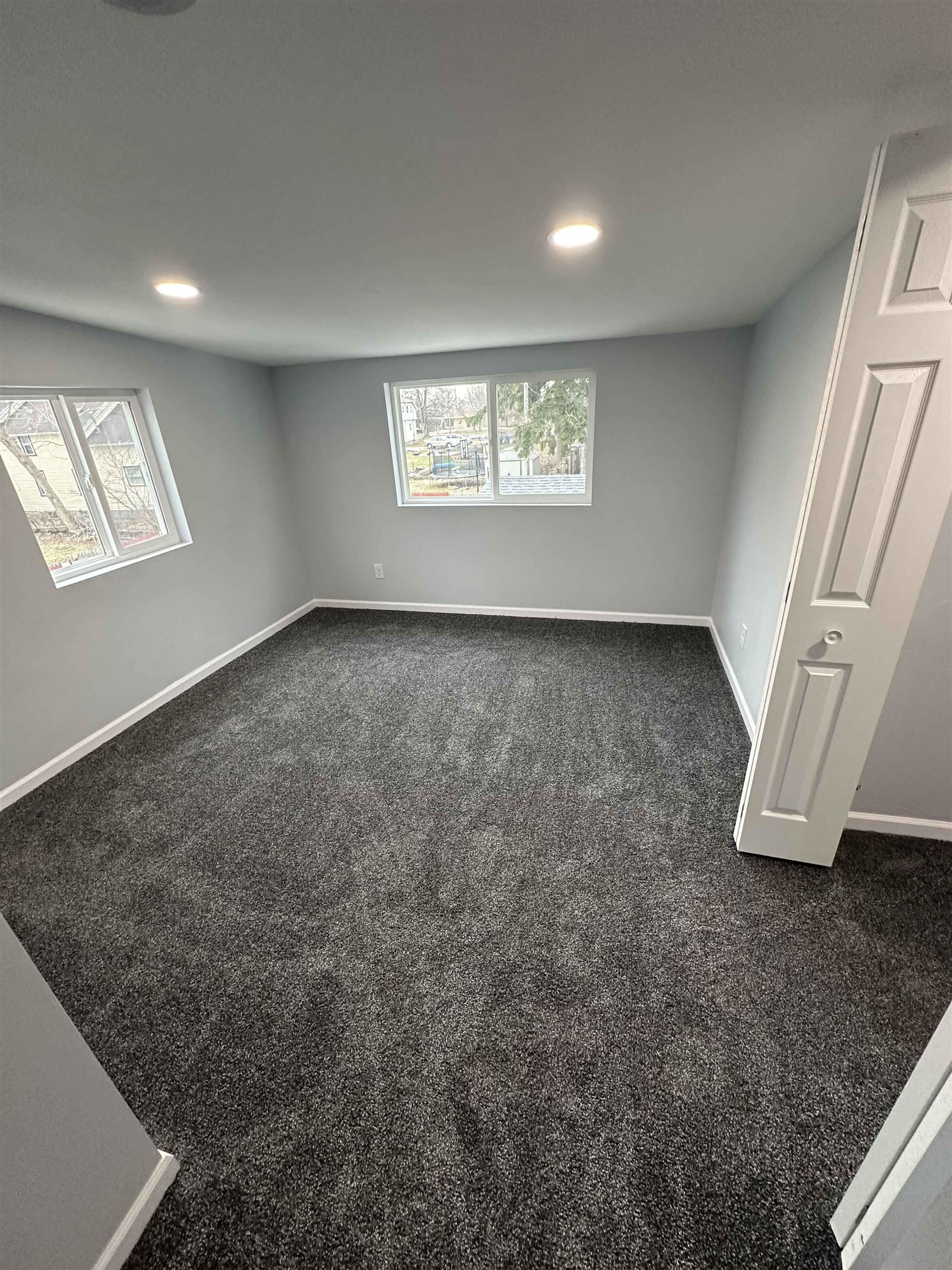 911 St Clair Street Manitowoc, WI 54220 - Photo 18 of 20