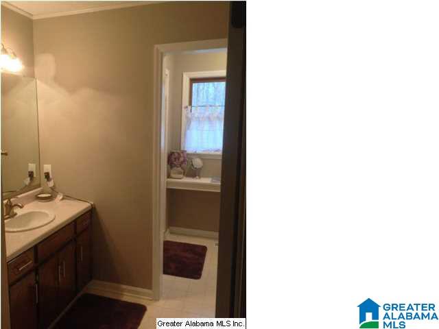 64 Honeysuckle Lane Sylacauga, AL 35150 - Photo 18 of 20