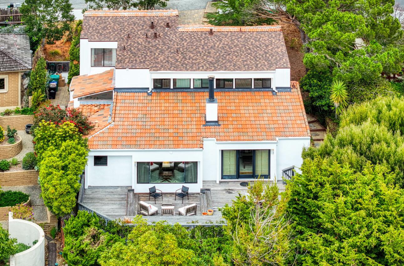 3472 Lazarro Drive Carmel, CA 93923 - Photo 33 of 35 a view of a house with a yard and sitting area