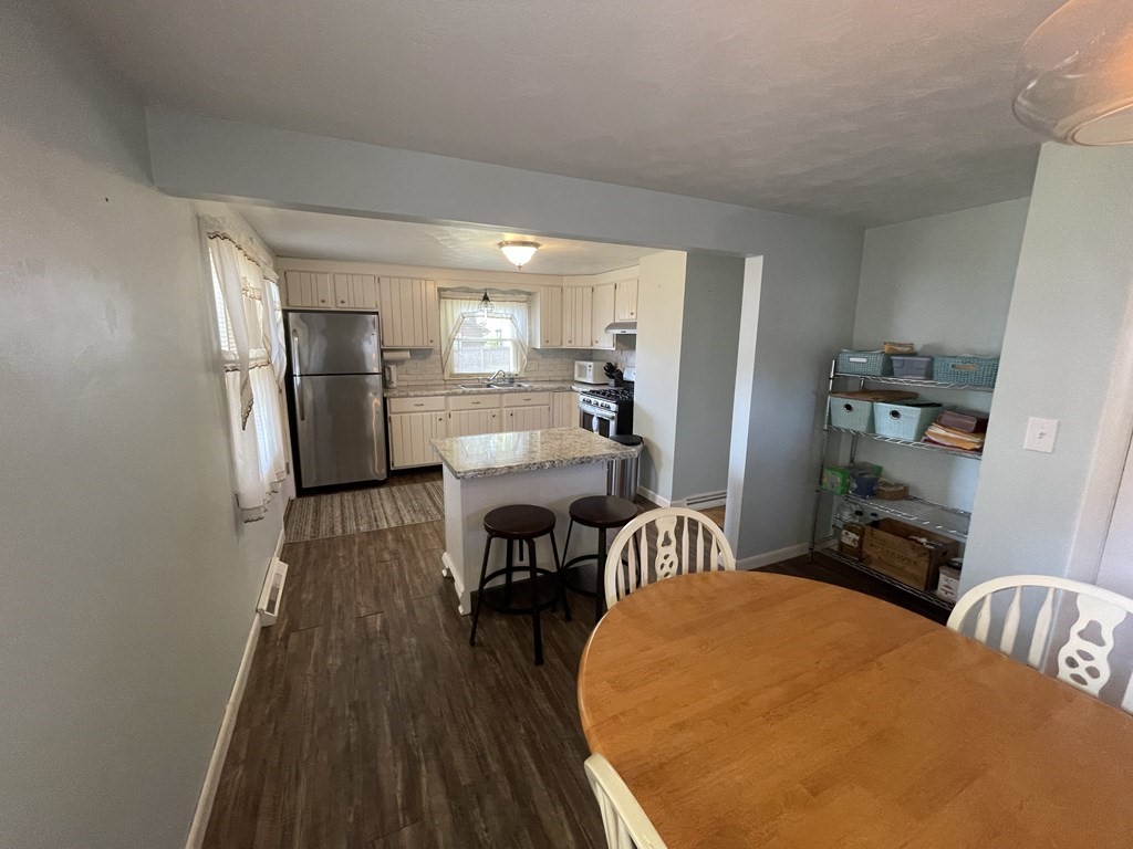 136 Temby Street Springfield, MA 01119 - Photo 5 of 22