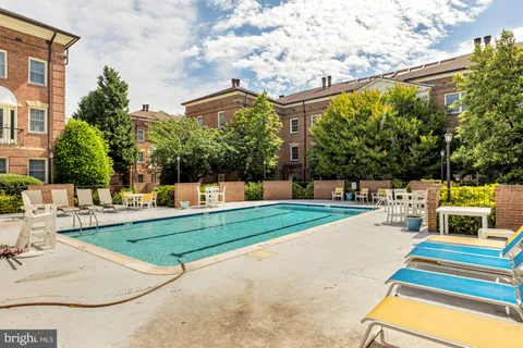 $470,000 | 1115 North Pitt Street, Unit 3A, Alexandria, VA 22314