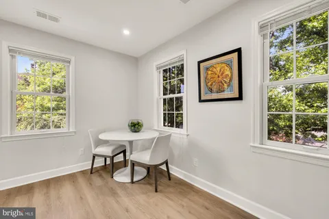 $470,000 | 1115 North Pitt Street, Unit 3A, Alexandria, VA 22314