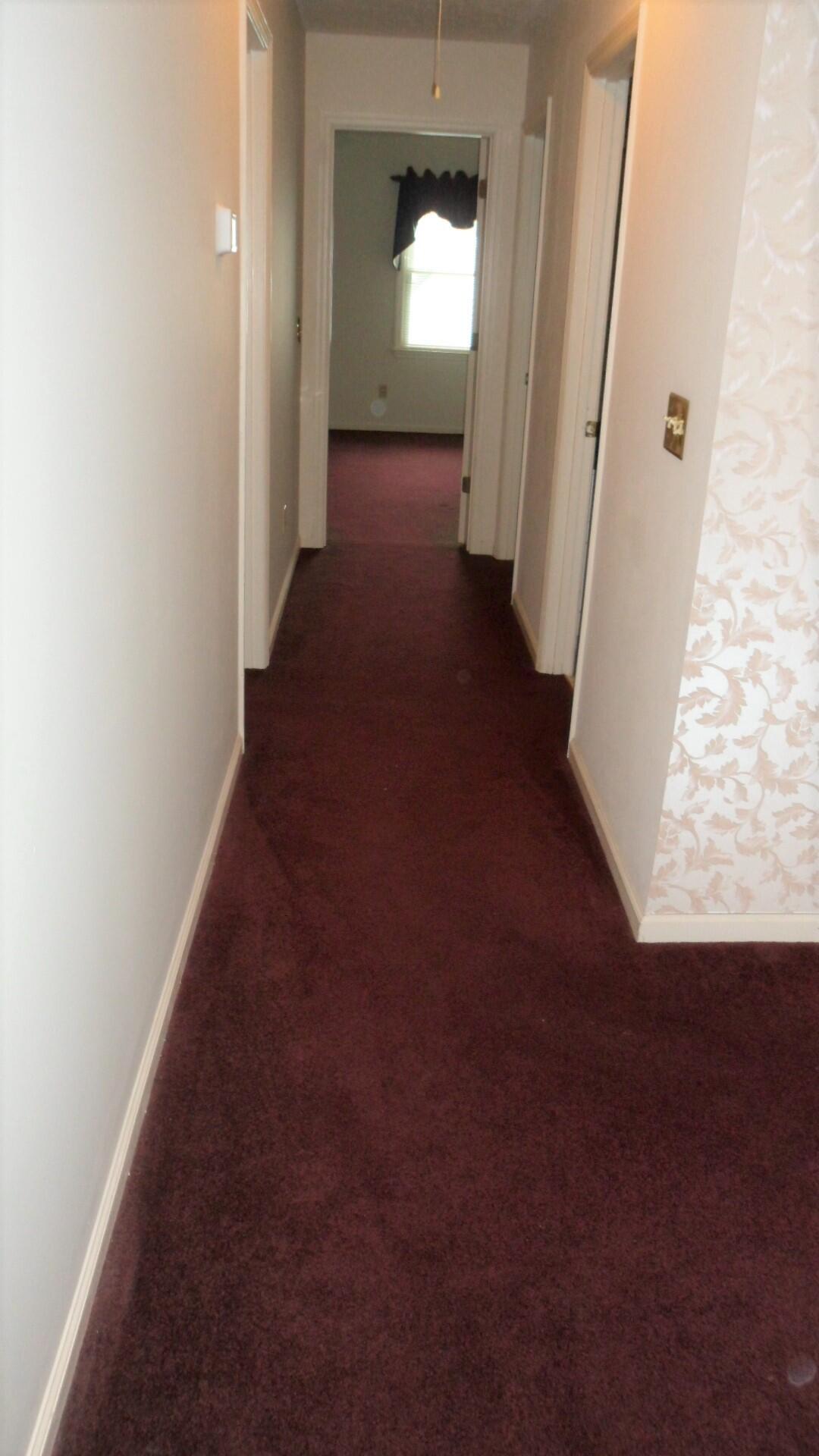 220 Wickliffe Road Frankfort, KY 40601 - Photo 23 of 61 up hall 2