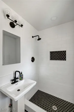$1,295 | 1065 A Franklin Avenue, Las Vegas, NV 89104