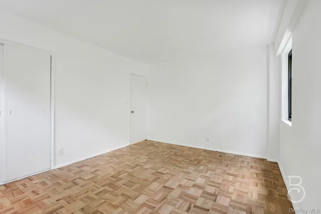 $479,000 | 21-71 34th Avenue, Unit 5D | Astoria