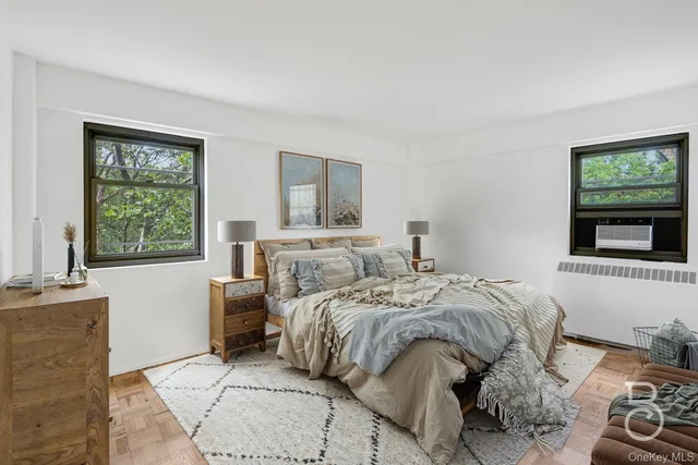 $479,000 | 21-71 34th Avenue, Unit 5D | Astoria