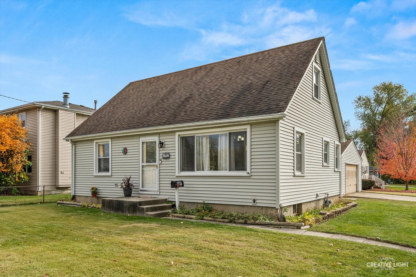 457 West Spring Street South Elgin, IL 60177 - Photo 1 of 21 a view of a house with a swimming pool